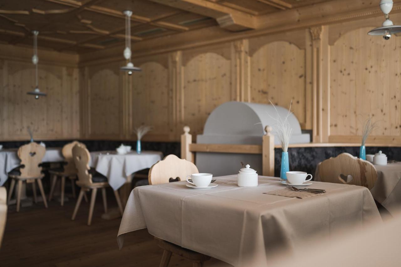 Landsitz Stroblhof Hotell Tirolo Exteriör bild