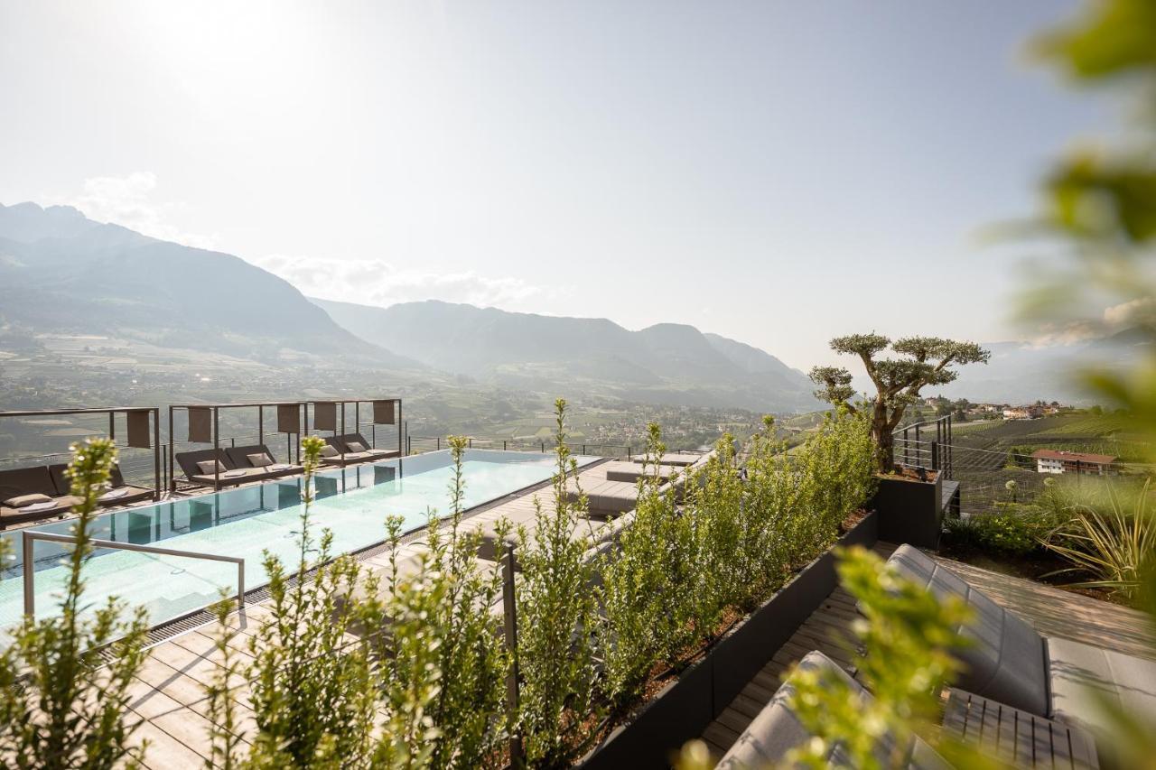 Landsitz Stroblhof Hotell Tirolo Exteriör bild