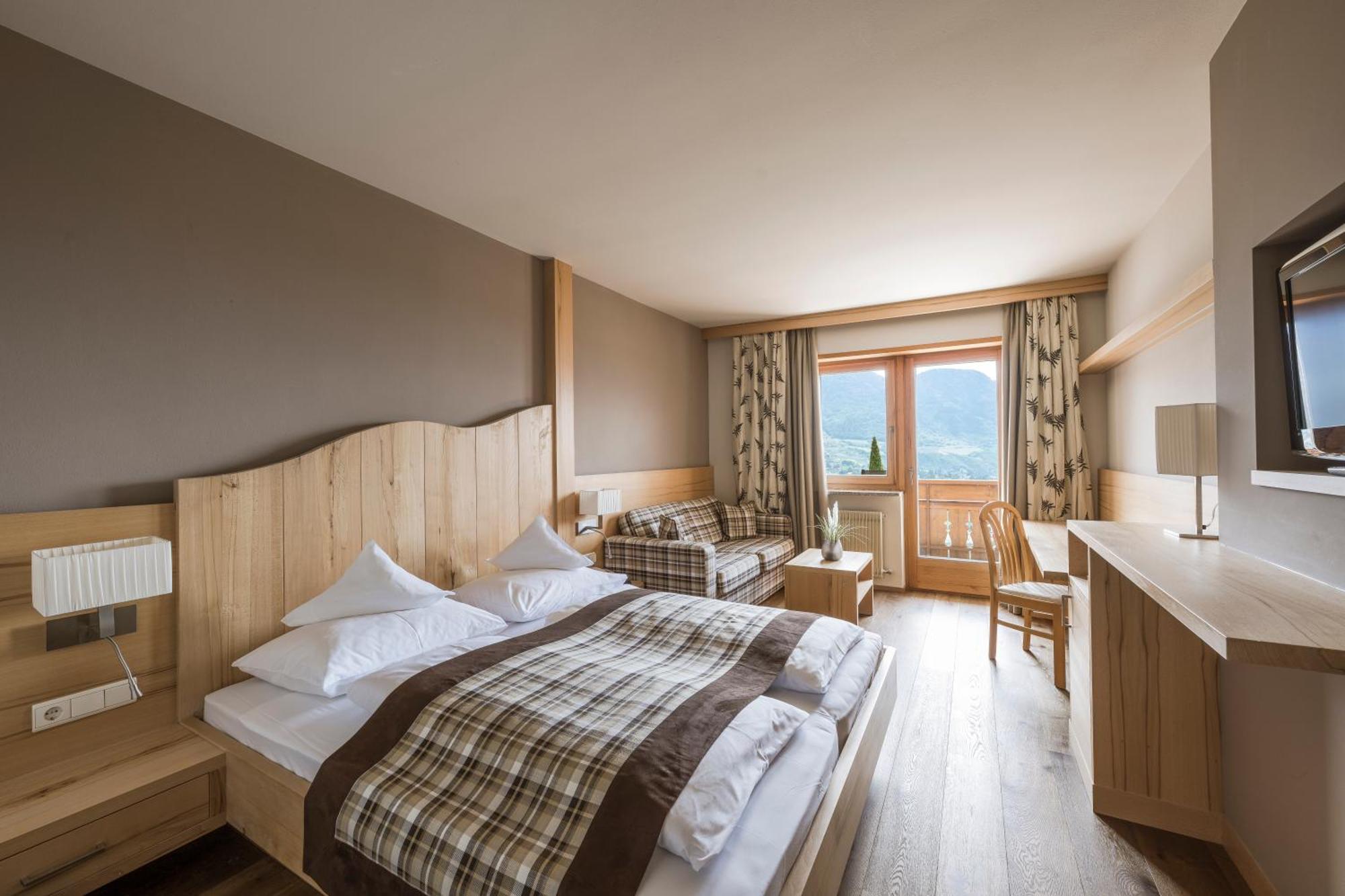 Landsitz Stroblhof Hotell Tirolo Exteriör bild