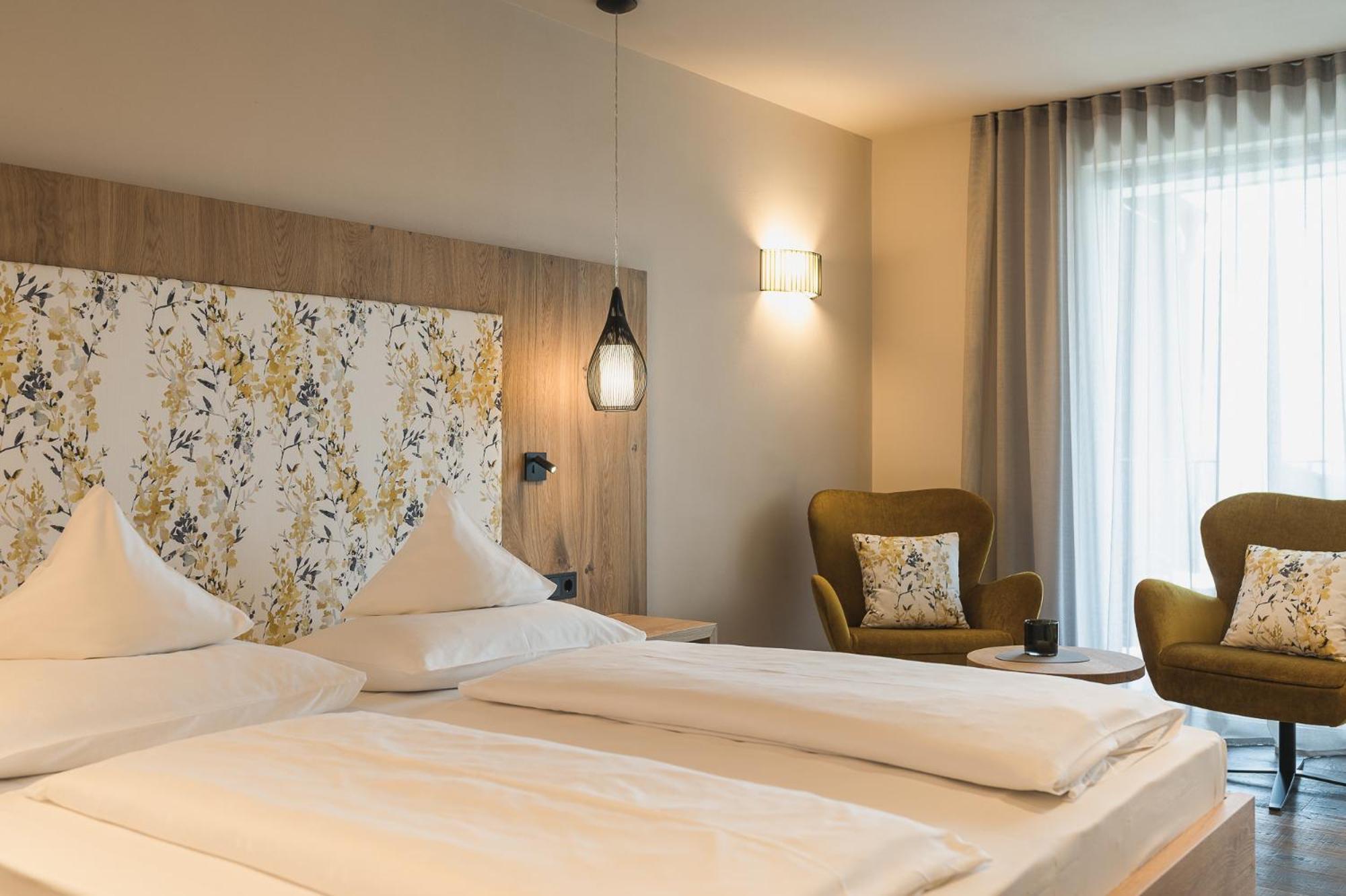 Landsitz Stroblhof Hotell Tirolo Exteriör bild