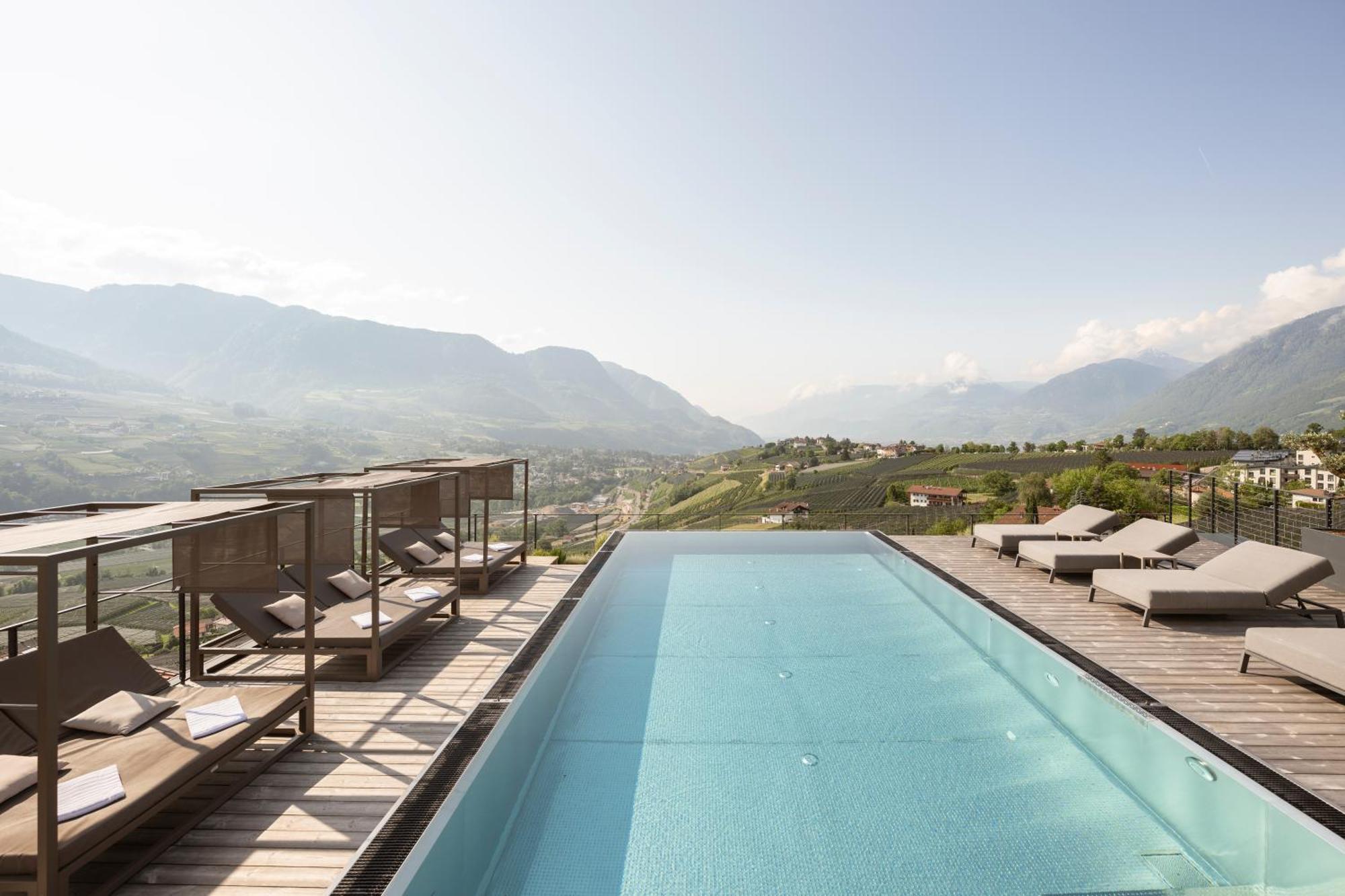 Landsitz Stroblhof Hotell Tirolo Exteriör bild