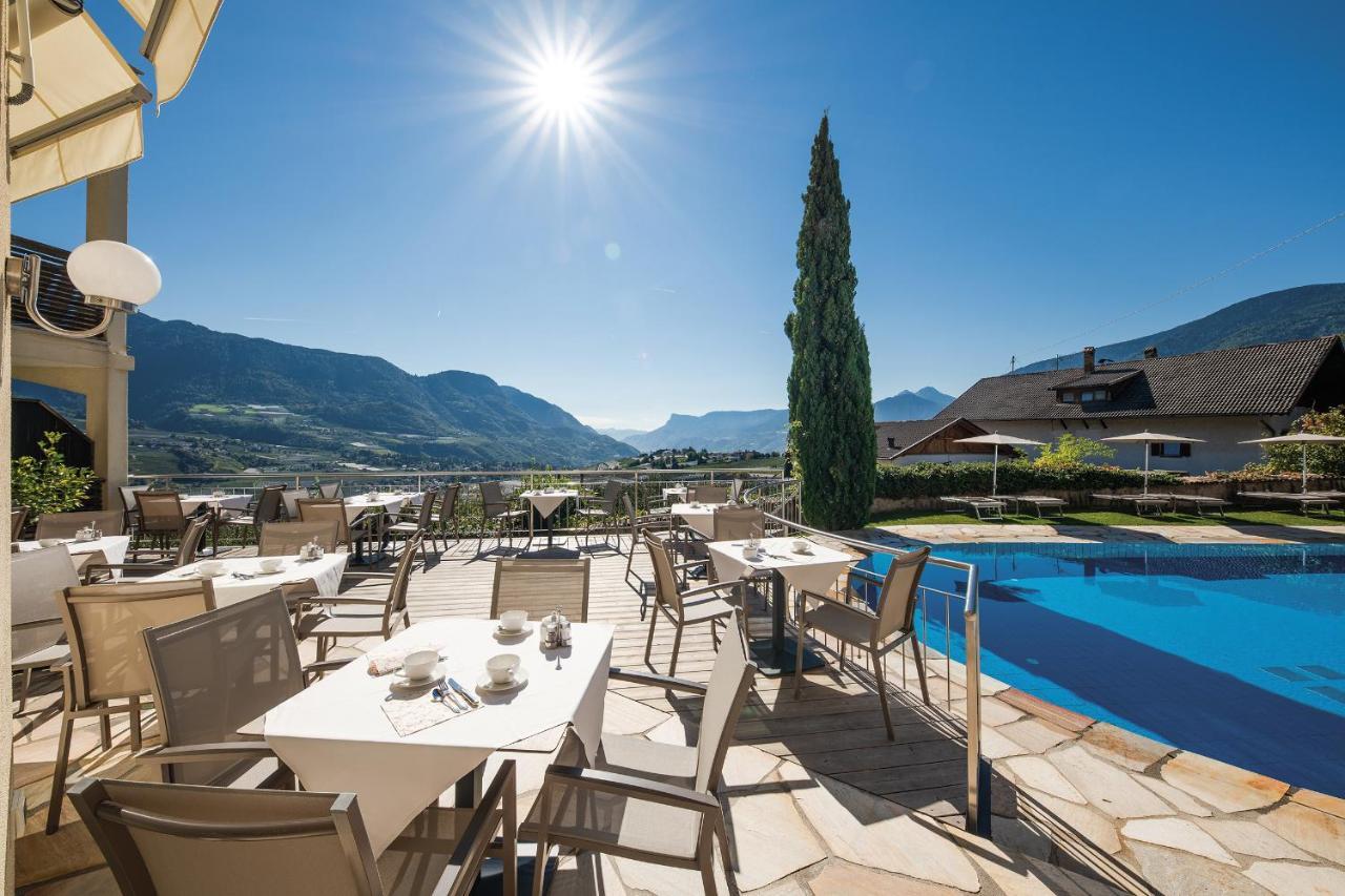 Landsitz Stroblhof Hotell Tirolo Exteriör bild